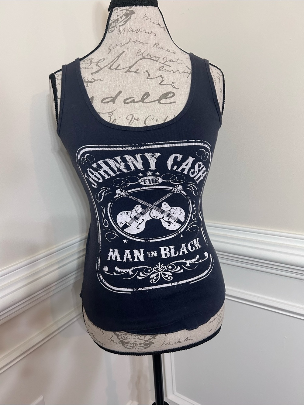 Johnny Cash 'Man in Black'‎ Black Graphic Tank Top